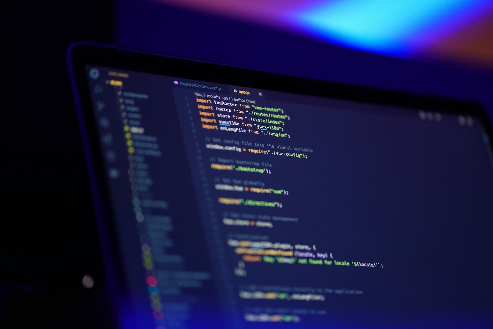 Pantalla de portátil con código de programación